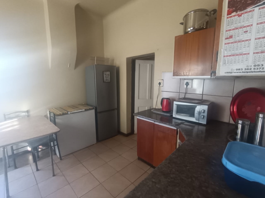 2 Bedroom Property for Sale in De Beers Northern Cape